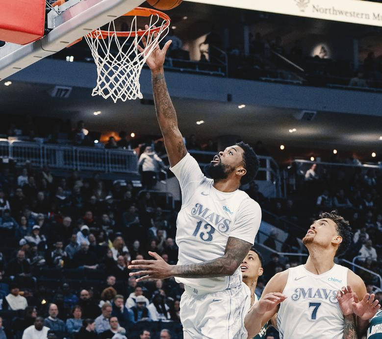 开云体育入口-关于雄鹿力克国王，克莱统治全场的信息